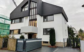 Schaefer Apartments - Residence Green Garden
